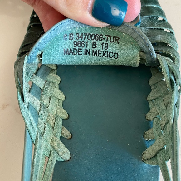 FRYE Turquoise Heather Huarache Slip On Flats - Picture 5 of 6